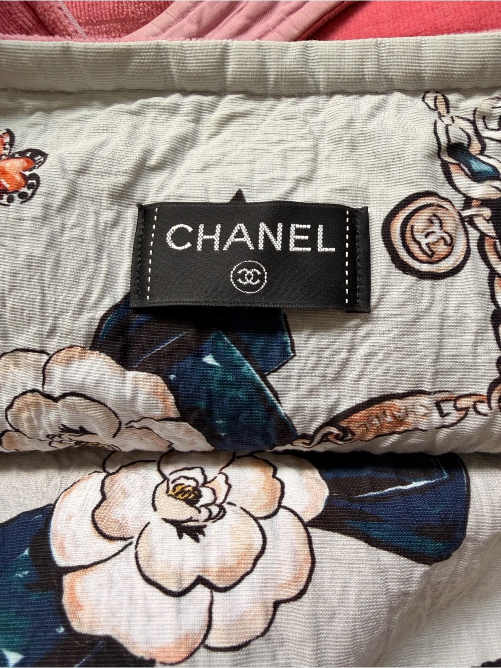 CHANEL Coral Pink Velvet Quilted Tote Bag - Picture 2 of 11